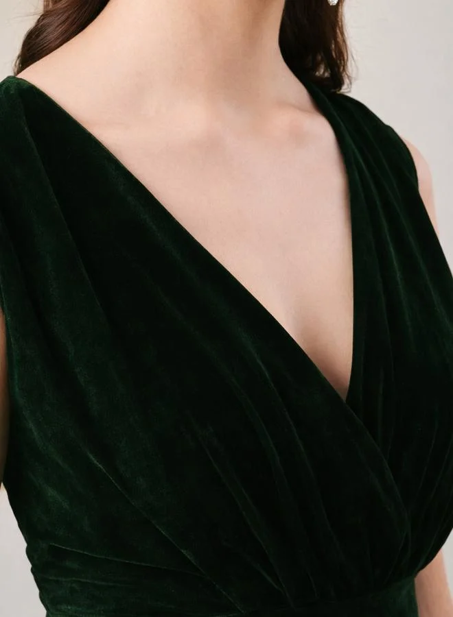 ميش فستان طويل نسائي مخمل بلا أكمام